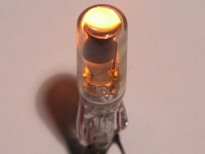 INS-1 - Tiny neon bulb